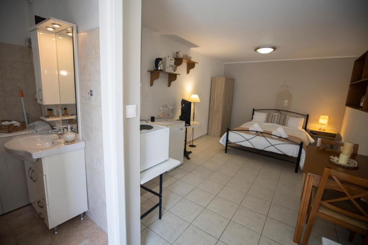 Syros Moments Apartment Ermoupoli Exterior photo